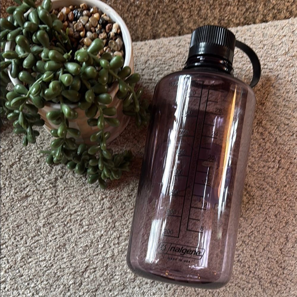 1000ml Nalgene water bottle 💦